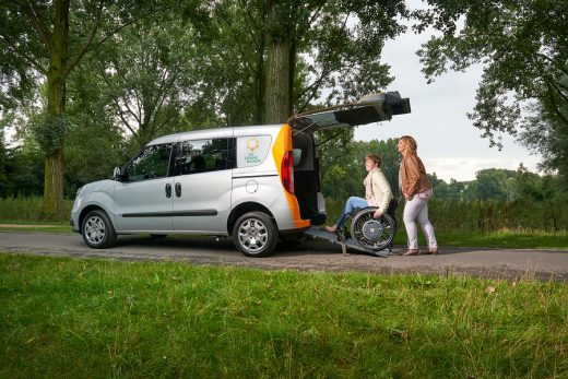 Kosten rolstoelbus huren zonnebloem