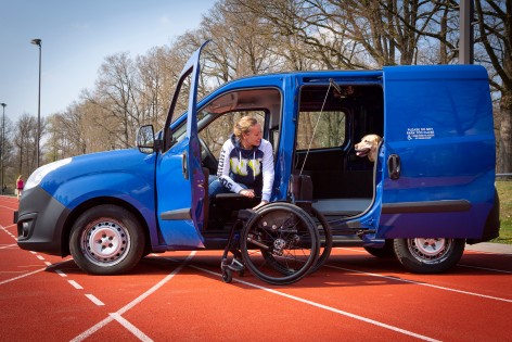 Lumbaalsteun aanpassing in de stoel